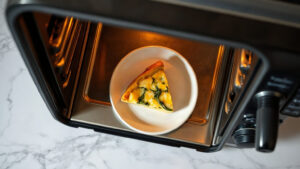 how long to reheat quiche in toaster oven